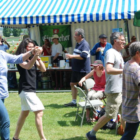 Bild vergr&ouml;&szlig;ern: 2_Biergarten 25-Jahr-Feier 2017