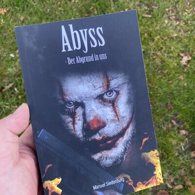 Bild vergr&ouml;&szlig;ern: Cover Abyss