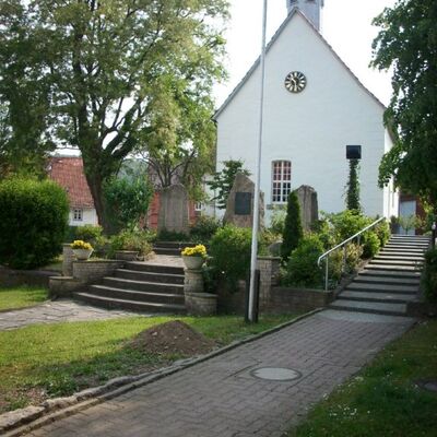Bild vergr&ouml;&szlig;ern: Kapelle_Luebbr2