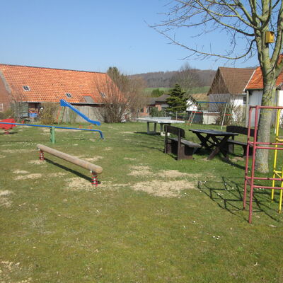 Bild vergr&ouml;&szlig;ern: Spielplatz4