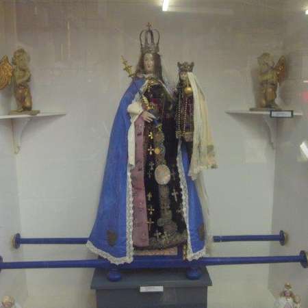 Bild vergr&ouml;&szlig;ern: Tragemadonna aus Klein F&ouml;rste