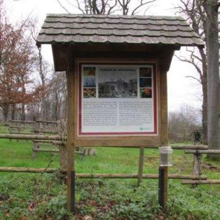 Bild vergr&ouml;&szlig;ern: Infotafel Hutewald Sillium