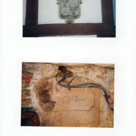 Bild vergr&ouml;&szlig;ern: 1788 Scheune links neben der Kirche (1800 im Brunnen (nicht zug&auml;nglich!))