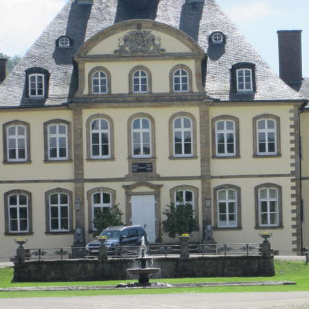 Bild vergrößern: Nordansicht von Schloss Söder