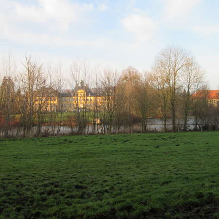 Bild vergrößern: Südansicht von Schloss Söder