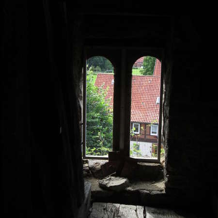 Bild vergrößern: Blick aus dem Kirchturmfenster der Martin-Luther-Kirche Sottrum