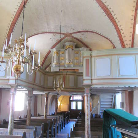 Bild vergrößern: St. Michael Innenraum Burgstemmen (4)