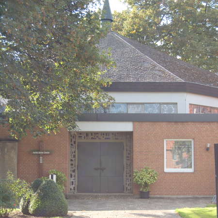 Bild vergrößern: Kirche Heilige Familie Klein Escherde