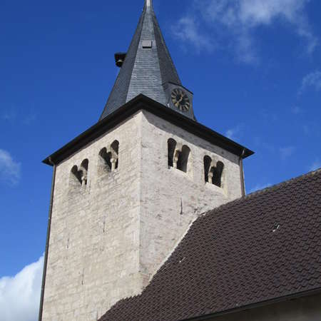 Bild vergrößern: Turm St. Bartholomäus Mahlerten