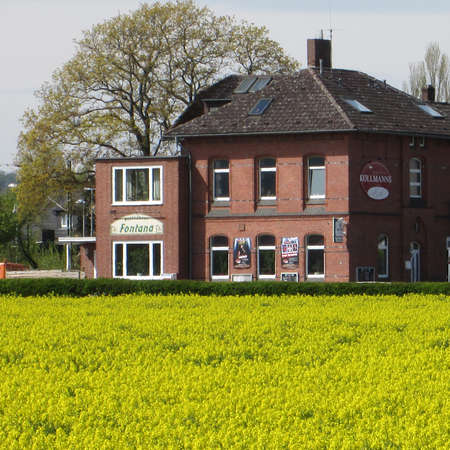 Bild vergr&ouml;&szlig;ern: Emmerke Bahnhof