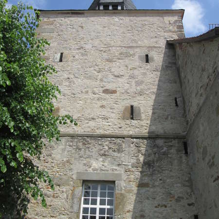 Bild vergr&ouml;&szlig;ern: Kirchturm von St. Peter und Paul in R&ouml;ssing