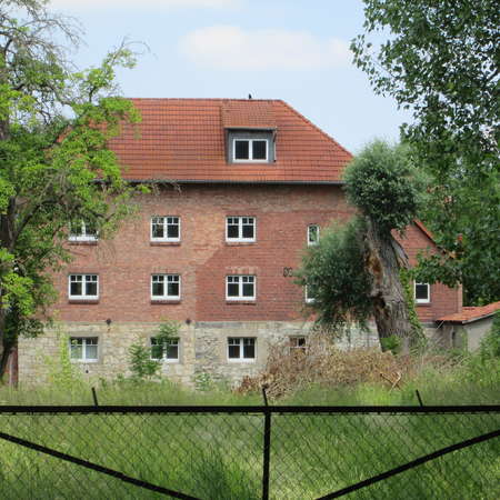 Bild vergr&ouml;&szlig;ern: Alte Wasserm&uuml;hle in R&ouml;ssing