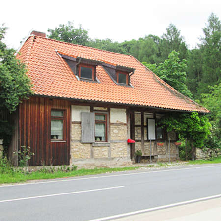 Bild vergr&ouml;&szlig;ern: Das B&uuml;nter Weghaus