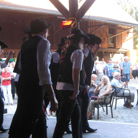 Bild vergr&ouml;&szlig;ern: Rosen&R&uuml;ben 4