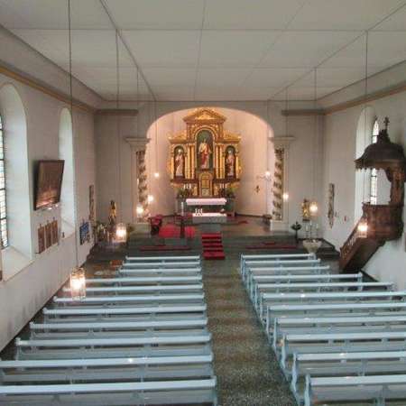Bild vergr&ouml;&szlig;ern: St. Martinus Emmerke