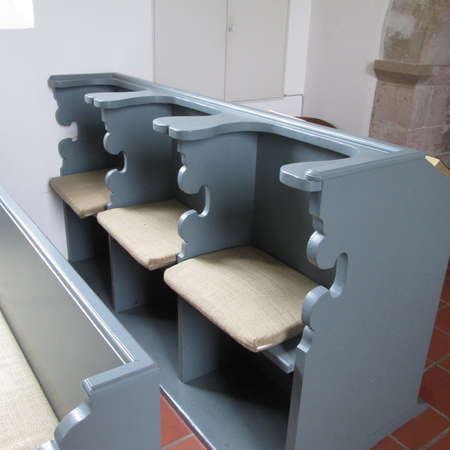 Bild vergr&ouml;&szlig;ern: St. Martin Altaristenb&auml;nke B&uuml;ltum