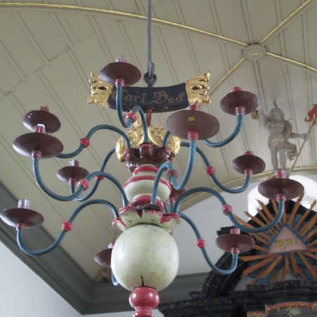 Bild vergr&ouml;&szlig;ern: St. Martin Kronleuchter B&uuml;ltum