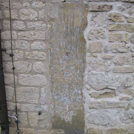 Bild vergr&ouml;&szlig;ern: St. Martin S&uuml;dseite (2) Schleifrillen B&uuml;ltum