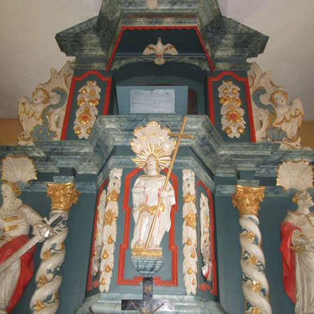 Bild vergrößern: St. Peter und Paul Altar Kanzel Upstedt (1)
