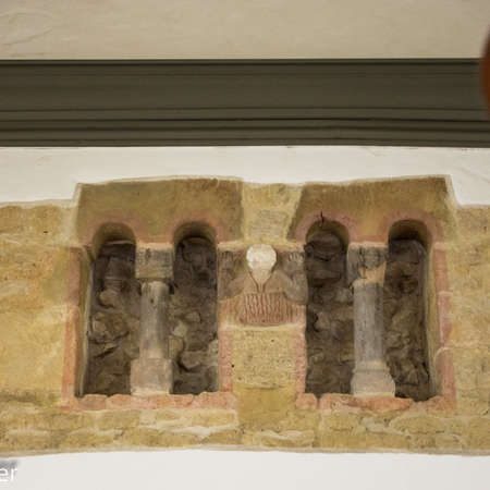 Bild vergr&ouml;&szlig;ern: St. Martin Sandsteinrelief B&uuml;ltum