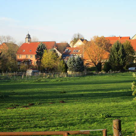 Bild vergrößern: Bolzerwiese_Dorfplatz