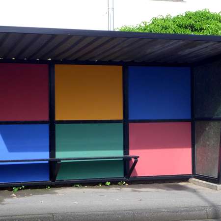 Bild vergr&ouml;&szlig;ern: 67_Bushaltestelle