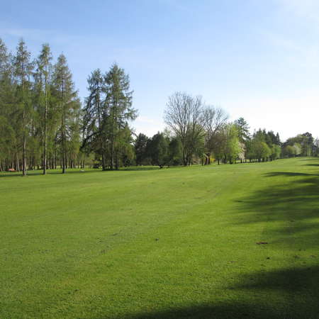 Bild vergrößern: Golfplatz5