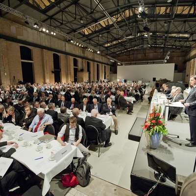 Bild vergr&ouml;&szlig;ern: Gebl&auml;sehalle Tagung 2012