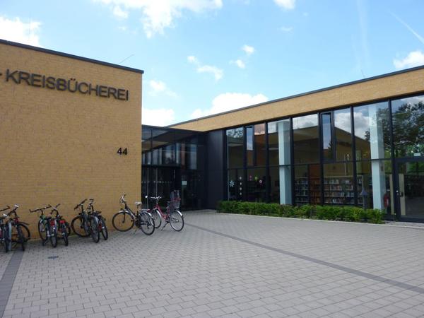 Bild vergr&ouml;&szlig;ern: Kreisb&uuml;cherei Vechelde Ansicht