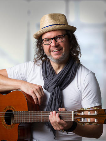 Bild vergr&ouml;&szlig;ern: Andreas Brichta-Portrait