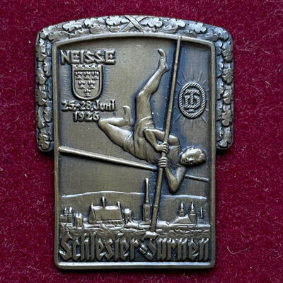 Bild vergr&ouml;&szlig;ern: Plakette Schlesier-Turnen in Neisse im Juni 1926