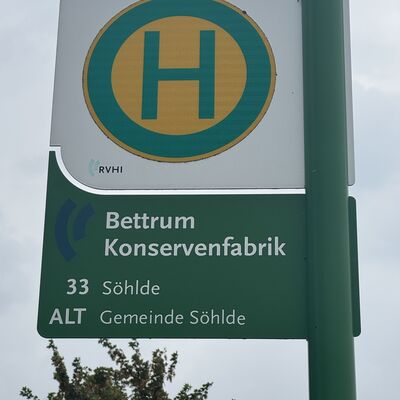 Bild vergr&ouml;&szlig;ern: Bushaltestelle_Konservenfabrik