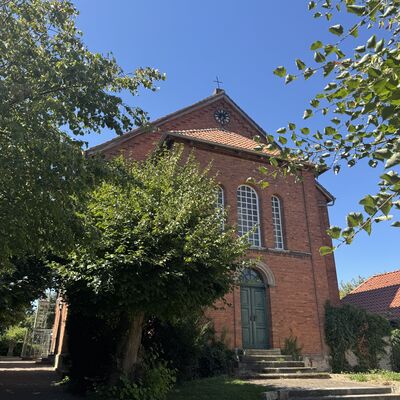 Bild vergr&ouml;&szlig;ern: Ev.Kircher_Eingang2