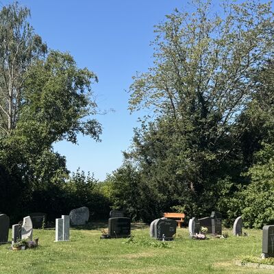 Bild vergr&ouml;&szlig;ern: Friedhof_neu