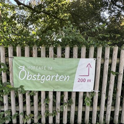 Bild vergr&ouml;&szlig;ern: Hofcafe