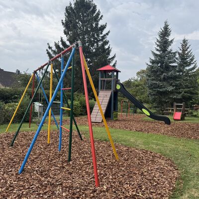 Bild vergr&ouml;&szlig;ern: Spielplatz1
