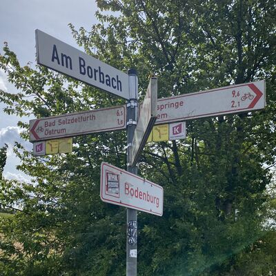 Bild vergr&ouml;&szlig;ern: Radwegweiser3