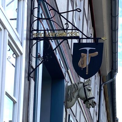 Bild vergr&ouml;&szlig;ern: Sattlerei Lamspringer Str. 5. 1