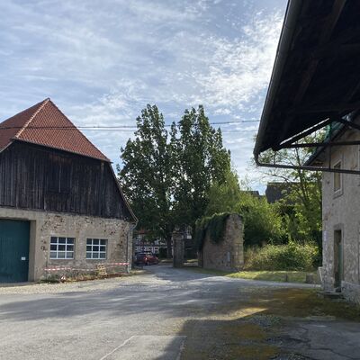 Bild vergr&ouml;&szlig;ern: Schloss Bodenburg Wirtschaftshof