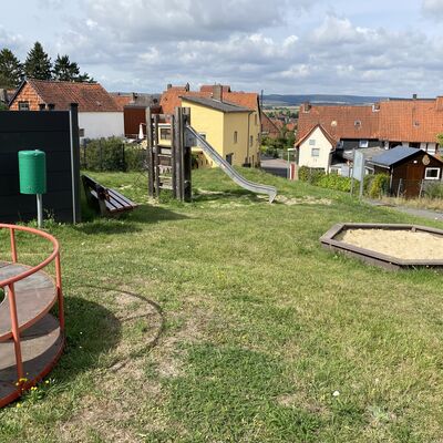 Bild vergr&ouml;&szlig;ern: Spielplatz2