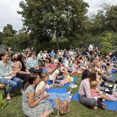 Bild vergr&ouml;&szlig;ern: Algermissener Kulturbrunnen