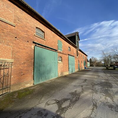 Bild vergr&ouml;&szlig;ern: Gutshof3