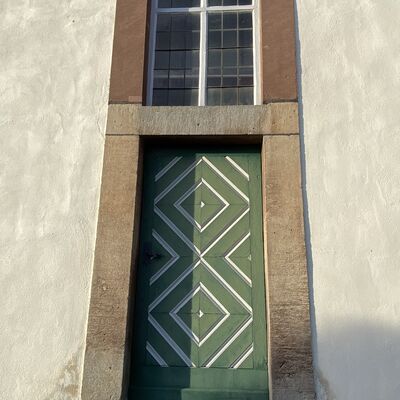 Bild vergr&ouml;&szlig;ern: St.PeterPaul_EingangPatronOstseite2