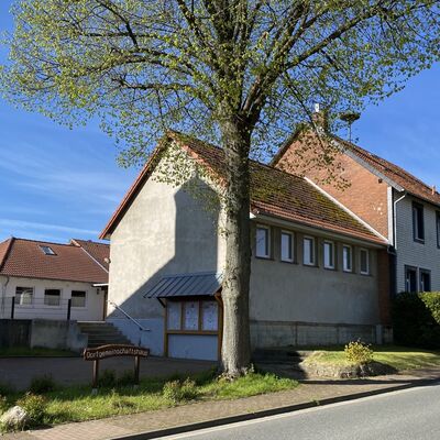 Bild vergr&ouml;&szlig;ern: (alte_kath.Schule_DGH2)