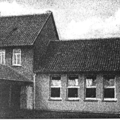 Bild vergr&ouml;&szlig;ern: (alte_ev.Schule_Anbau)_1