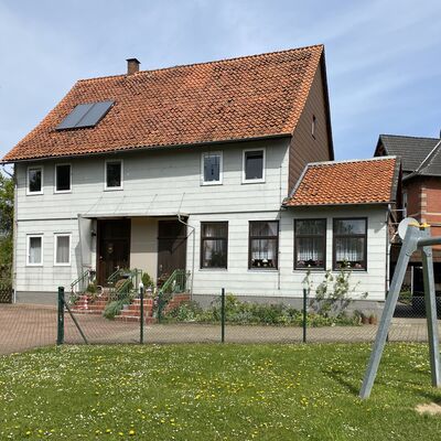 Bild vergr&ouml;&szlig;ern: alte_Schule2