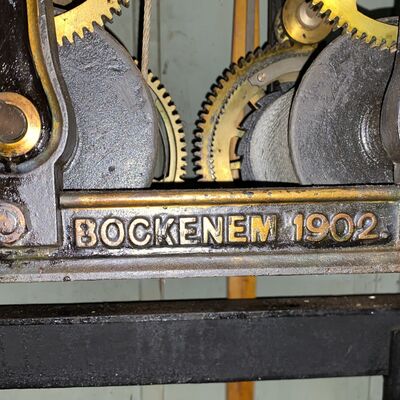 Bild vergr&ouml;&szlig;ern: MarienkapelleWeuleuhr2