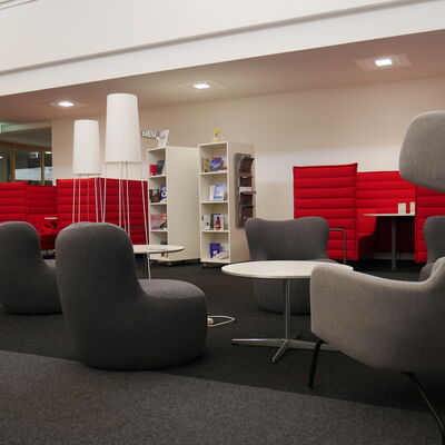 Bild vergr&ouml;&szlig;ern: Unibibliothek Hildesheim Innenbereich