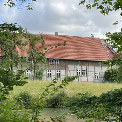 Bild vergr&ouml;&szlig;ern: Gro&szlig;_(&auml;ltestesHaus4)