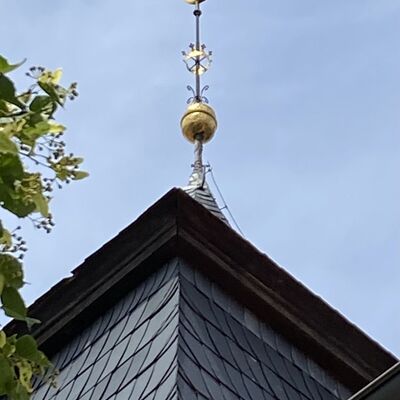 Bild vergr&ouml;&szlig;ern: Gro&szlig;_(Kirche_von_Stopler_KircheTurm)